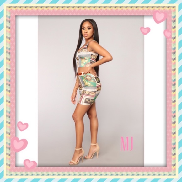 🎀2piece Skirt Set🎀 - Picture 2 of 3